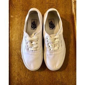 White lace up Vans